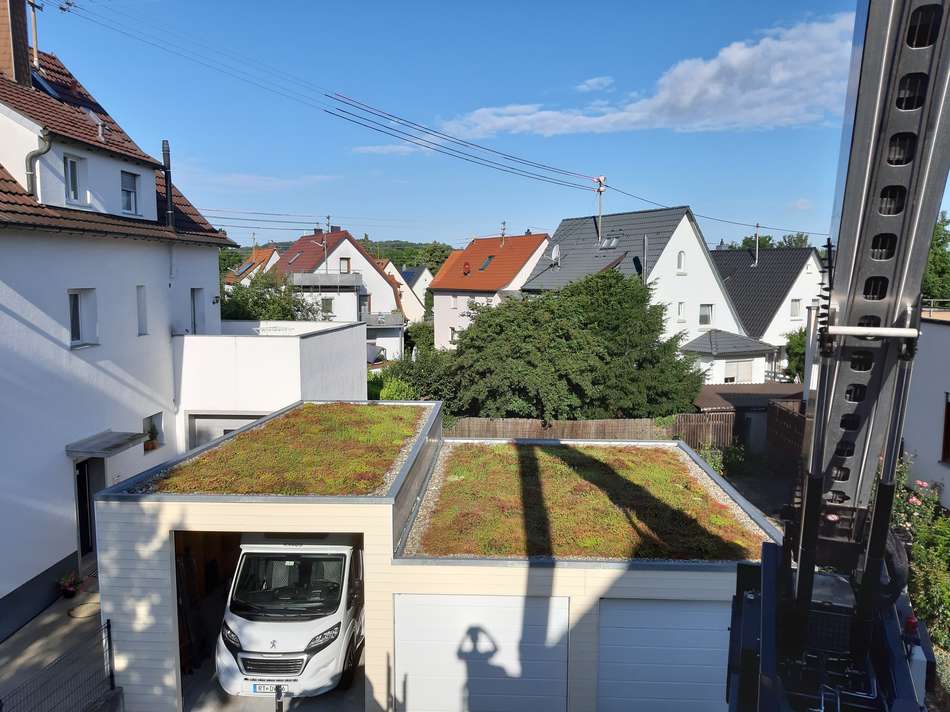 Dreifachgarage