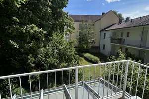 Renovierte 3-ZBK & Balkon; WG/Kurzzeitmiete möbliert nach Absprache  – Gänsbühl 4, 86152 Jakobervorstadt-Nord, Augsburg – Vorschaubild 3