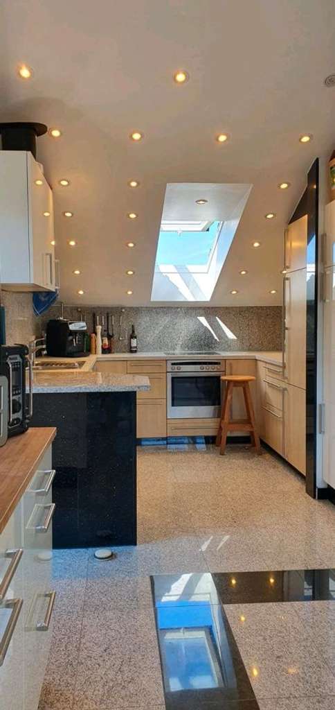 Immobilie in Bad Feilnbach - moderne  2-Zimmer Dachgeschosswohnung in Bad Feilnbach (Rosenheim) - Bild 1