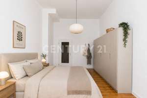 ALTBAUWOHNUNG MIT EIGENER TERRASSE IM INNENHOF NÄHE BOXHAGENER PLATZ – Die vollständige Adresse der Immobilie erhältst du vom Anbieter., 10245 Friedrichshain, Berlin – Vorschaubild 2