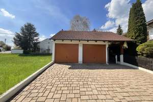 Repräsentatives Einfamilienhaus mit Einliegerwohnung – Die vollständige Adresse der Immobilie erhältst du vom Anbieter., 86453 Dasing – Vorschaubild 3