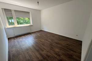 Helle 3-Zimmer-Wohnung mit Balkon in attraktiver Lage von Ratingen-Ost – Die vollständige Adresse der Immobilie erhältst du vom Anbieter., 40878 Ost, Ratingen – Vorschaubild 3