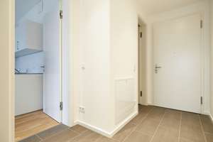 Perfect for Couples - Attractive 2-Room Apartment with Fitted Kitchen – Dennewitzstraße 42, 10785 Kreuzberg, Berlin – Vorschaubild 6