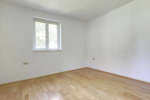 Mainz Oberstadt # großzügige 5 Zimmerwohnung im 1. Obergeschoss # Einbauküche # Gartenanteil – Am Stiftswingert 13, 55131 Oberstadt, Mainz – Vorschaubild 9