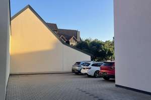 Moderne 3-Zimmer-Neubauwohnung mit hochwertiger EBK, Balkon und 2 Stellplätzen in Karlstein – Die vollständige Adresse der Immobilie erhältst du vom Anbieter., 63791 Karlstein am Main – Vorschaubild 14