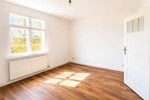 EXKLUSIVE 4-ZIMMERWOHNUNG MIT KAMIN, LOGGIA  &  HOCHWERTIGER SANIERUNG  IN BESTLAGE BERLIN-STEGLITZ – Die vollständige Adresse der Immobilie erhältst du vom Anbieter., 12163 Steglitz, Berlin – Vorschaubild 4