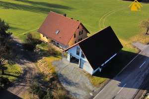 Wohnen, wo die Natur beginnt – Einfamilienhaus mit separatem Gewerbekomplex – Die vollständige Adresse der Immobilie erhältst du vom Anbieter., 74426 Bühlerzell – Vorschaubild 2