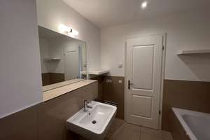 Ist bereits reserviert. -  Gepflegte Wohnung mit drei Zimmern und Balkon  – Arthur-Hoffmann-Straße 41, 4107 Zentrum-Süd, Leipzig – Vorschaubild 4