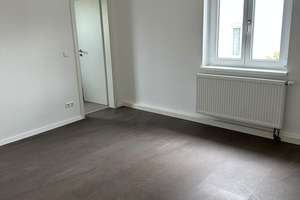 Ruhige, frisch renovierte 3-Zimmer-Wohnung mit Balkon in Stuttgart Zuffenhausen – Edisonstraße 27, 70439 Zuffenhausen-Frauensteg, Stuttgart – Vorschaubild 9