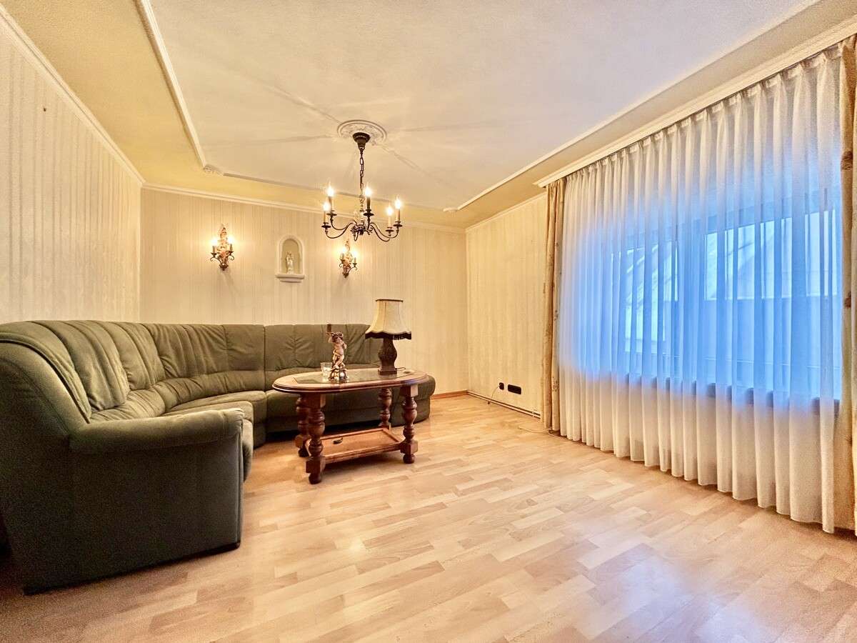 Immobilie in Atzelgift - **Großzügiges Wohnhaus mit traumhaftem Areal in Atzelgift** - Bild 7