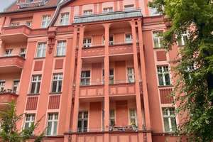 Altbauflair im 4. Obergeschoss – mit Balkon, Stuck und Dielen – Emser Str. 100, 12051 Neukölln (Ortsteil), Berlin – Vorschaubild 11