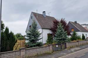 Geräumiges Einfamilienhaus mit Traumgarten in Holzbüttgen... – Bruchweg 84, 41564 Neuss (Rhein-Kreis) – Vorschaubild 2
