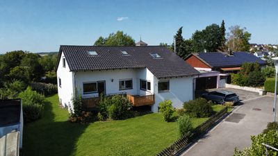 Platz für die ganze Familie! Haus mit großzügigem Garten
