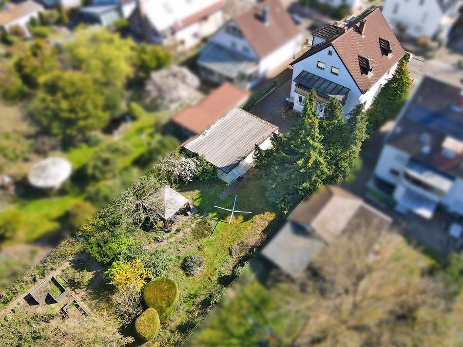 Grundstück