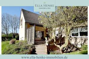 Südstadt: Gepflegtes, großes Haus mit 3 Wohnungen, Garten + Garage ...