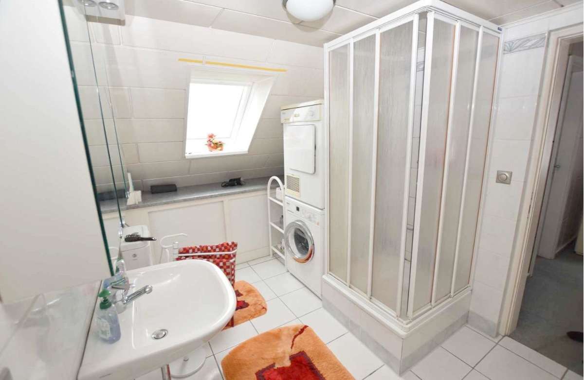 Immobilie in Süpplingen - Gepflegtes Haus mit 250m² Gewerbe + 150m² Wohnung im Obergeschoss und Garten in Feldrandlage... - Bild 7