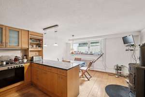 Property thumbnail 9