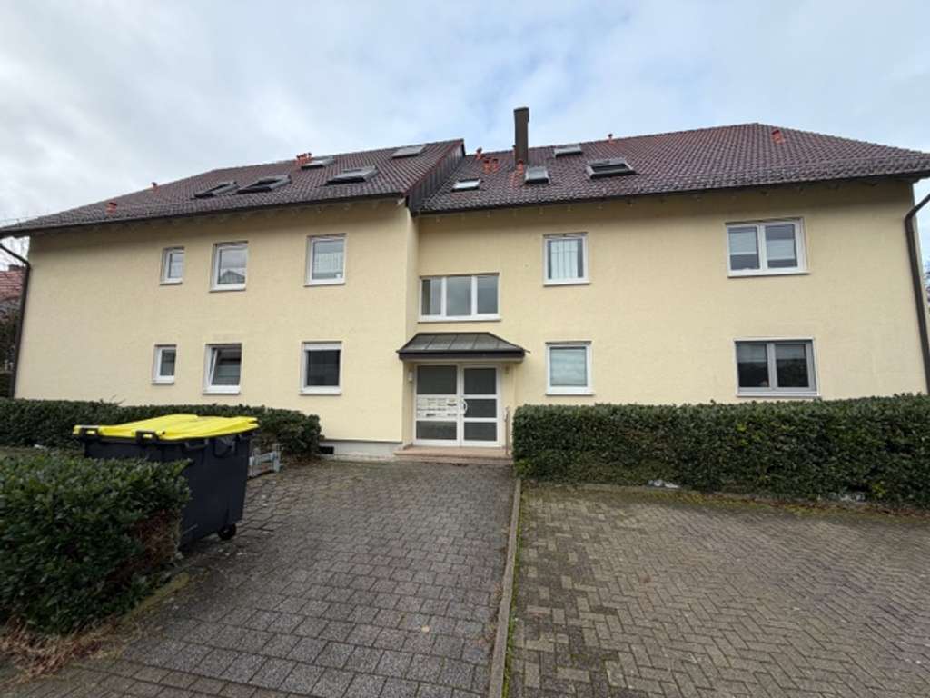 Immobilie in Pfaffenweiler - Attraktive 3-Zimmer-Wohnung mit Balkon und TG-Stellplatz in Pfaffenweiler - Bild 0