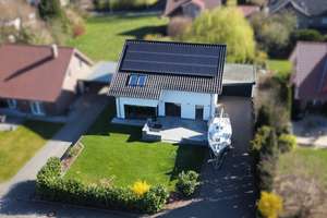 Einzigartiges Plusenergiehaus in Diestelbruch – Nachhaltigkeit trifft Luxus! – Die vollständige Adresse der Immobilie erhältst du vom Anbieter., 32760 Detmold – Vorschaubild 1