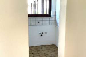 Attraktives Einfamilienhaus mit großem Garten in TOP-Lage! – Die vollständige Adresse der Immobilie erhältst du vom Anbieter., 83022 Ost, Rosenheim – Vorschaubild 9