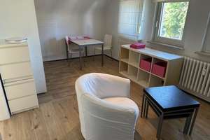 Modernes 1-Zimmer-Apartment mit Einbauküche in Köln-Sürth – ideal für Studenten 
