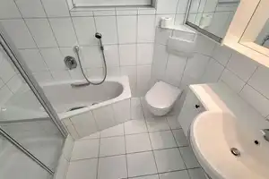 +++Oberelchingen, DHH, Fernsicht, herrliche Lage, ca. 154 m² Wfl., EBK, Garage+++ – Neu-Ulm (Kreis) – Vorschaubild 43