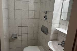 DREIRAUMWOHNUNG MIT AUFZUG, GÄSTE-WC, NEUER VINYLBODEN, FREI AB SOFORT – Melanchthonstraße 7, 1099 Innere Neustadt, Dresden – Vorschaubild 15