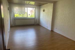 Schöne, helle 3 Zimmerwohnung mit Balkon und großen Garten in Koblenz-Goldgrube