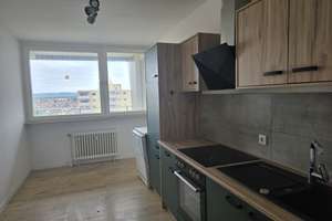 Traumhafter Ausblick: 3-Zimmer-Wohnung mit Küche und Balkon im 10. OG – Carl-Lepper-Straße 10, 68623 Lampertheim – Vorschaubild 9
