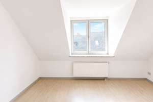 Lichtdurchflutete 3-Zimmer-Dachgeschosswohnung mit zwei Balkonen in Saarbrücken – Koßmannstraße 42, 42a, 66119 St. Arnual, Saarbrücken – Vorschaubild 7