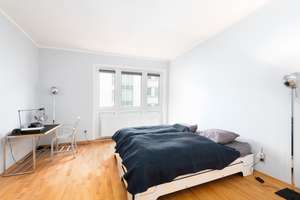 Modernisierte 2,5 Zimmer-Wohnung mit Balkon zum Innenhof in München-Lehel – Seitzstr. 12, 80538 Lehel, München – Vorschaubild 6