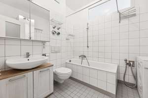 Provisionsfrei – großzügige Wohnung mit Altbaucharme und zwei Balkonen in gefragter Lage – Die vollständige Adresse der Immobilie erhältst du vom Anbieter., 10437 Prenzlauer Berg, Berlin – Vorschaubild 16