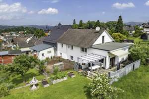 Doppelhaushälfte im Grünen – Wald, Wiesen und Weitblick in Großalmerode – Die vollständige Adresse der Immobilie erhältst du vom Anbieter., 37247 Großalmerode – Vorschaubild 4