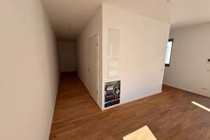 SPECIAL OFFER: Berliner Allee: ERSTBEZUG im NEUBAU per 2025 : u.a. 1-Zi- EG- Wohnung mit TERRASSE – Die vollständige Adresse der Immobilie erhältst du vom Anbieter., 13088 Weißensee, Berlin – Vorschaubild 4