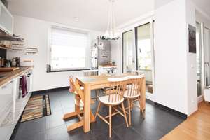 AIGNER - Lichtdurchflutete 3-Zimmerwohnung mit Süd-Loggia, offener Küche & TG-Stellplatz – Die vollständige Adresse der Immobilie erhältst du vom Anbieter., 81379 Thalkirchen, München – Vorschaubild 2