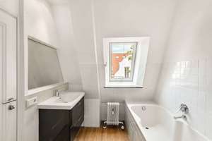 Charmante 3,5-Zimmer-Wohnung mit sonniger Terrasse in Südausrichtung – Die vollständige Adresse der Immobilie erhältst du vom Anbieter., 81675 Altbogenhausen, München – Vorschaubild 9