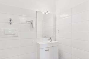 HEGERICH: 3-Zi.-Wohnung plus 1-Zi.-Appartement mit vielseitigen Nutzungsmöglichkeiten in Bogenhausen – Die vollständige Adresse der Immobilie erhältst du vom Anbieter., 81927 Englschalking, München – Vorschaubild 11