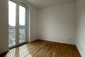 Uferblick - Leben direkt am Wasser - Großzügig geschnittene 3-Zimmer-Wohnung in exquisiter Lage – Julienne-Trouet-Platz 37, 30453 Hannover – Vorschaubild 7