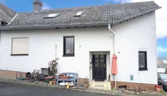 Bild von Zwei Häuser, viele Möglichkeiten - Raum für Ihre Ideen!