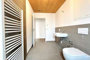sehr schöne Dachgeschosswohnung (3.OG, ohne Aufzug)  mit 5 Zimmern und großzügigem Balkon - im Herze – 68309 Käfertal, Mannheim – Vorschaubild 16