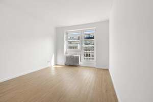 Moderne 3-Zimmer-Wohnung mit Balkon & Einbauküche – Sofort bezugsfrei! – Zasingerstraße 9, 81547 Giesing, München – Vorschaubild 4