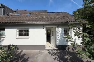 Haus mit 100 m² Wohnfläche in Erftstadt – Tannenweg 10, 50374 Erftstadt – Vorschaubild 2