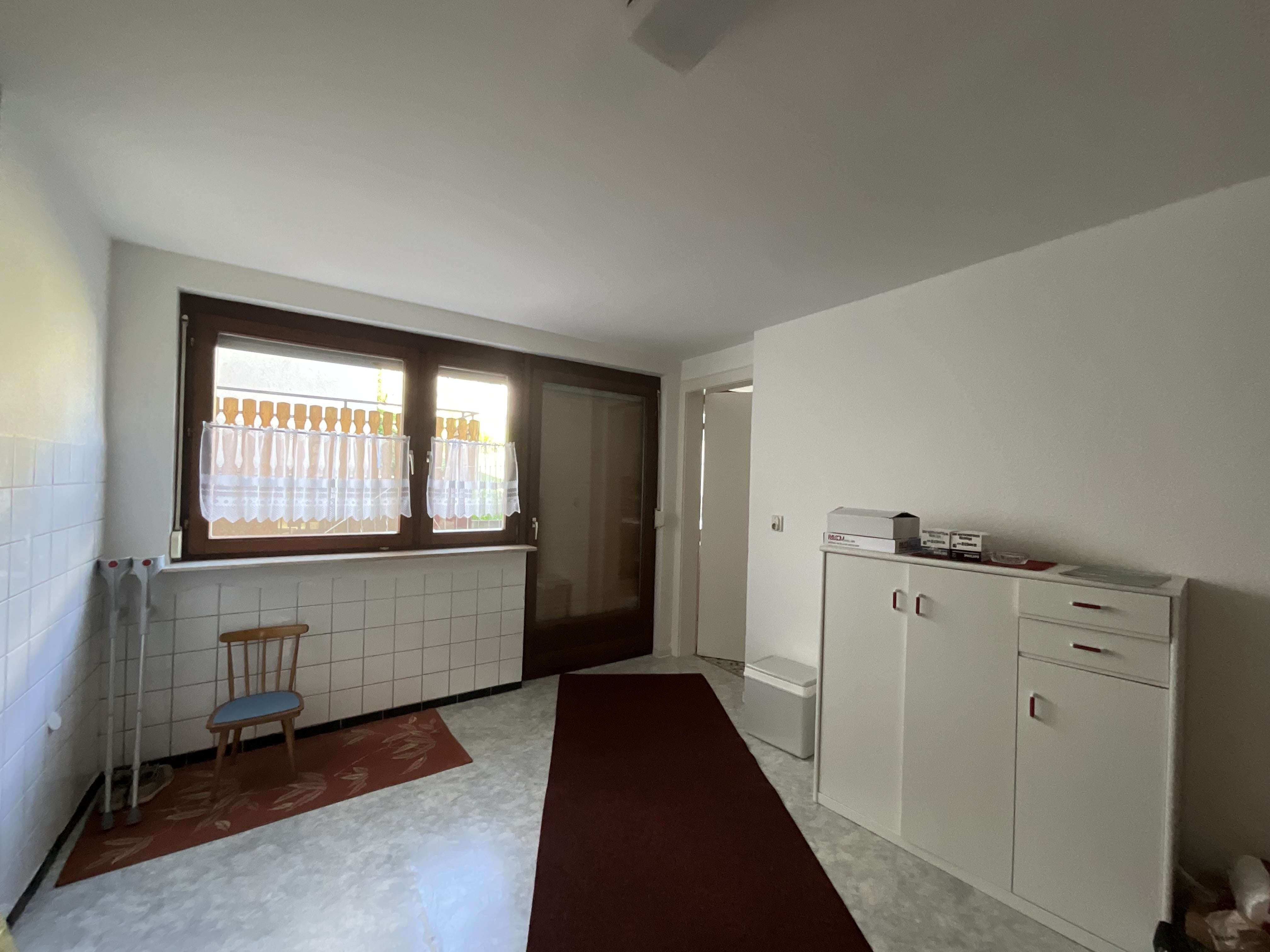 Immobilie in Bühlertal - Solide Substanz, viel Raum, großer Garten - machen Sie daraus Ihr Zuhause - Bild 8