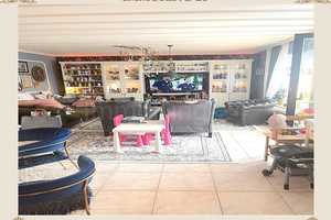 MASSIVER BUNGALOW MIT GEMÜTLICHEM GARTEN IN TOP LAGE!  – Nürnberg – Vorschaubild 1
