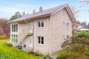 Modernes Zweifamilienhaus in Eggersdorf - Mit A-Energieeffizienz, Einbauküchen, Kaminen, Garage uvm. – Die vollständige Adresse der Immobilie erhältst du vom Anbieter., 15345 Petershagen/Eggersdorf – Vorschaubild 6