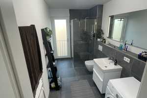 Neuwertige 2-Zimmer-Wohnung mit Süd-Balkon und Einbauküche  – München – Vorschaubild 5