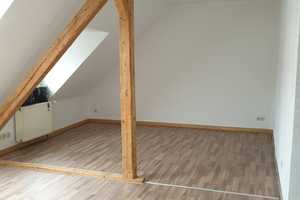 Stilvolle, vollständig renovierte 2-Zimmer-DG-Wohnung mit Einbauküche in Hannover – Nettemannstraße 8, 30459 Hannover – Vorschaubild 4