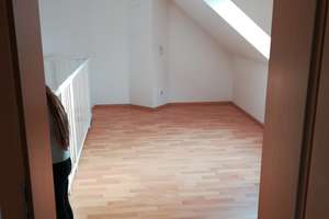 Sehr ruhige, neuw. 2,5-Zi.-Galeriewhg. mit Dachterrasse und EBK in Regensburg-Galgenberg, Uninähe, – Rotteneckstraße 31, 93053 Galgenberg, Regensburg – Vorschaubild 9