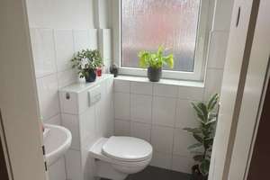 3,5 Zimmer in Oestrum Stadtgrenze Moers - Dachg. mit wenig Schrägen - Garage möglich - kein Balkon – Asberger Straße 75, 47228 Bergheim, Duisburg – Vorschaubild 11