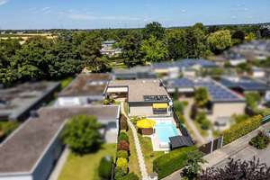 Rembrandts Meisterwerk für die Familie: Bungalow mit Pool und Sauna in der Gartenstadt – Die vollständige Adresse der Immobilie erhältst du vom Anbieter., 53844 Troisdorf – Vorschaubild 23